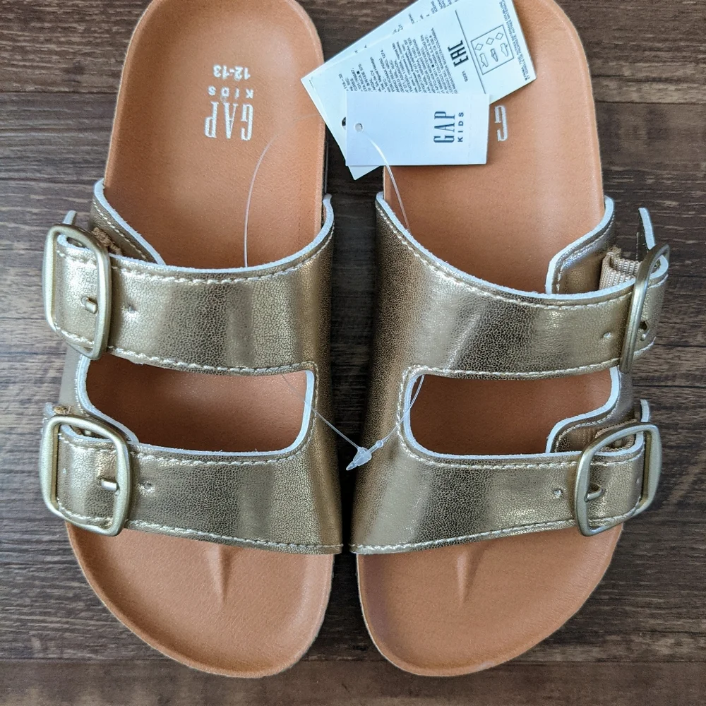 NWT Gap Sandals